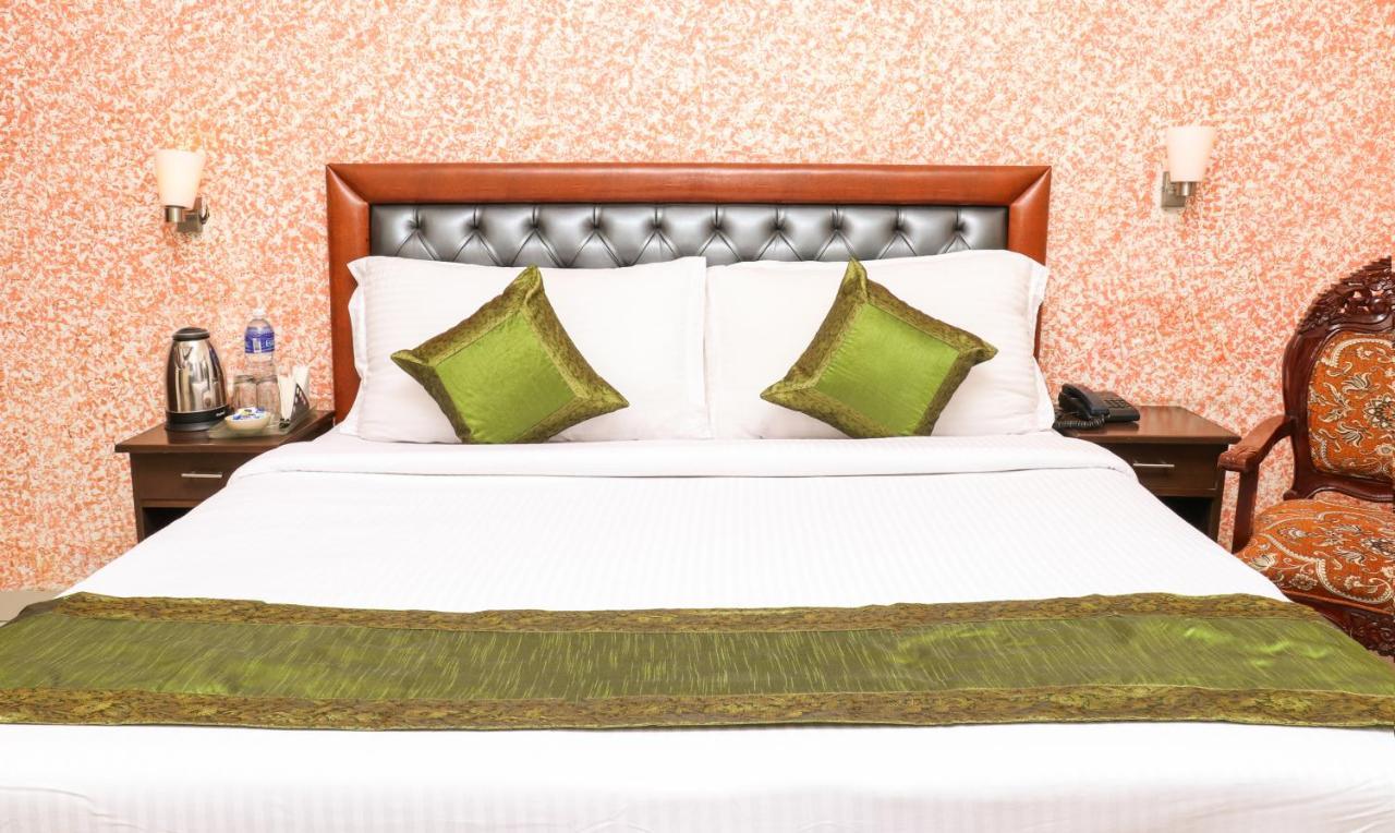 The Baghban Hotel & Resort, Baddi Exteriör bild