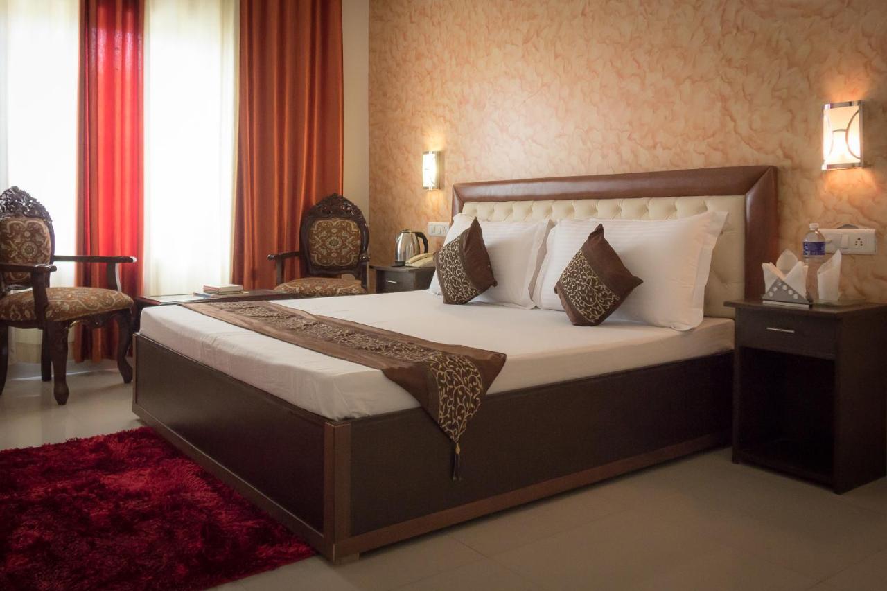 The Baghban Hotel & Resort, Baddi Exteriör bild